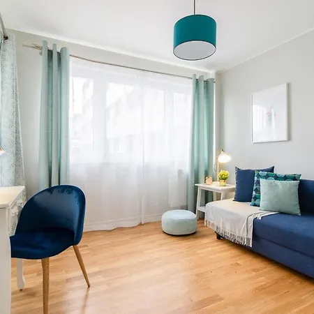 Rent Like - Zlota 6 *